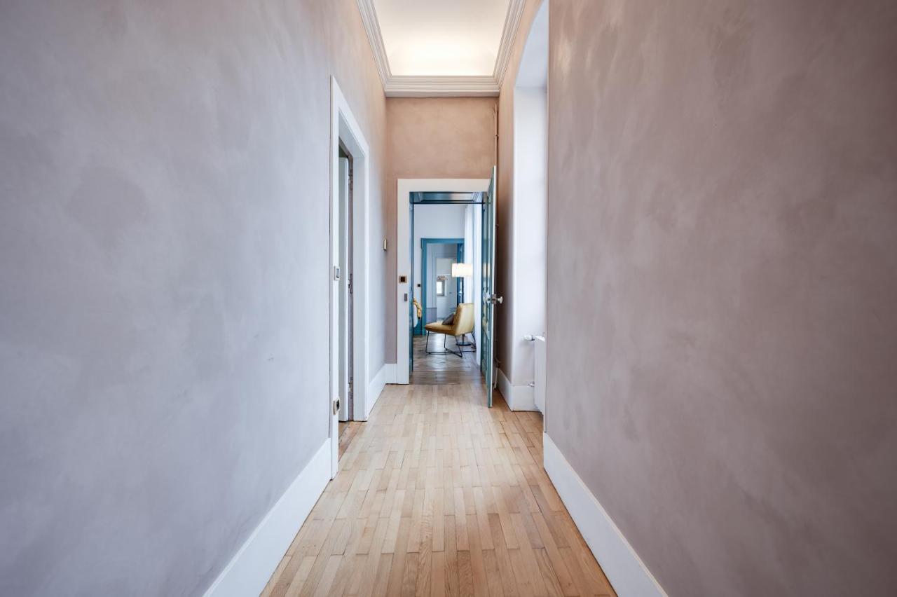 Grand Appartement 8 Personnes Terrasse Privative Hyper Centre Calme Lons-le-Saunier Esterno foto