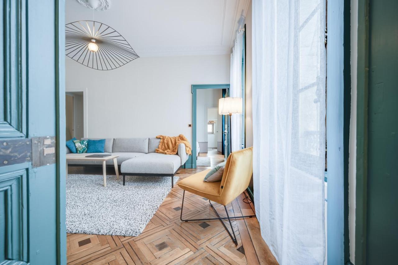 Grand Appartement 8 Personnes Terrasse Privative Hyper Centre Calme Lons-le-Saunier Esterno foto