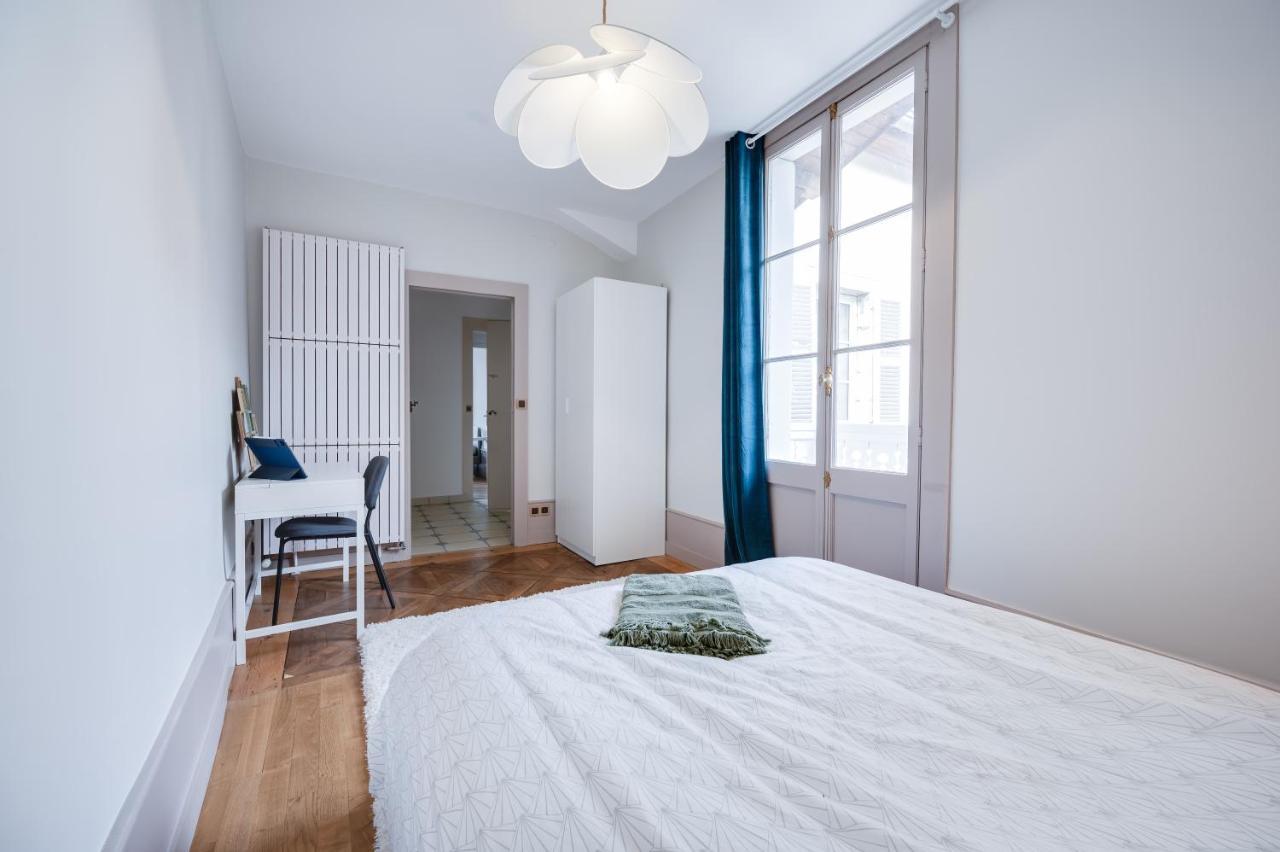Grand Appartement 8 Personnes Terrasse Privative Hyper Centre Calme Lons-le-Saunier Esterno foto