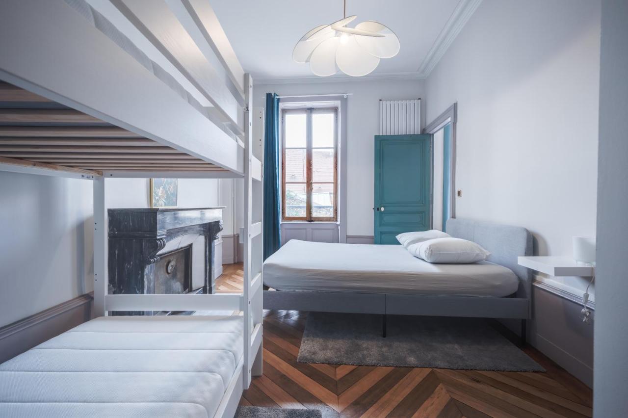 Grand Appartement 8 Personnes Terrasse Privative Hyper Centre Calme Lons-le-Saunier Esterno foto