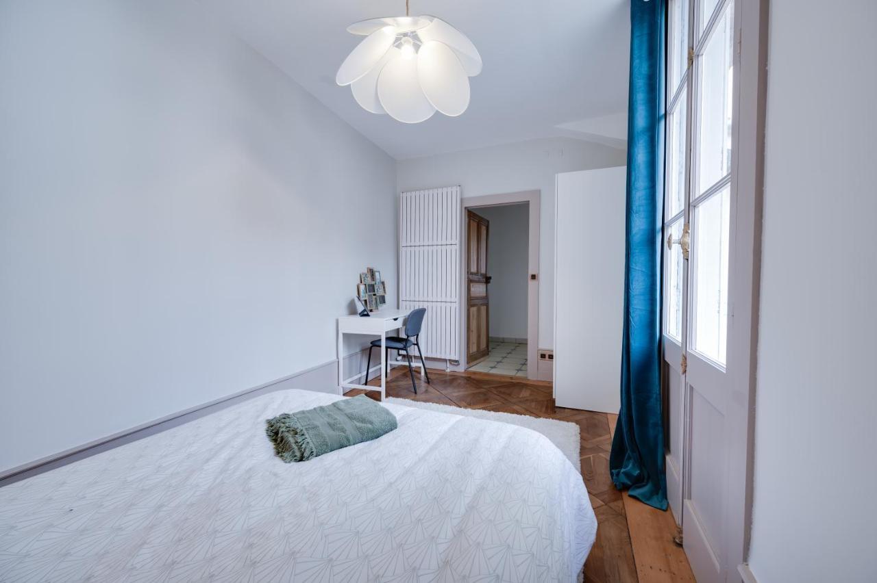 Grand Appartement 8 Personnes Terrasse Privative Hyper Centre Calme Lons-le-Saunier Esterno foto