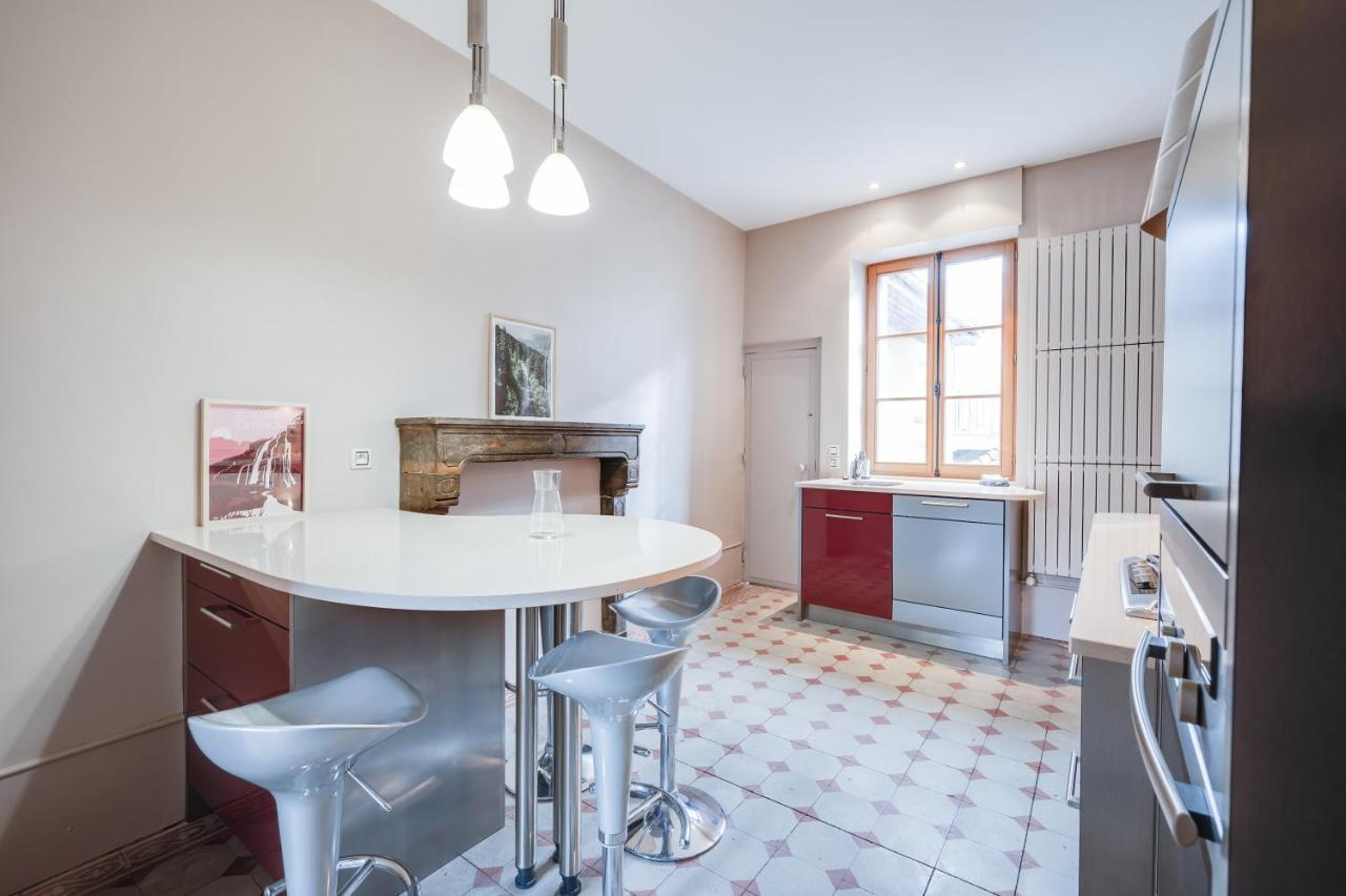 Grand Appartement 8 Personnes Terrasse Privative Hyper Centre Calme Lons-le-Saunier Esterno foto