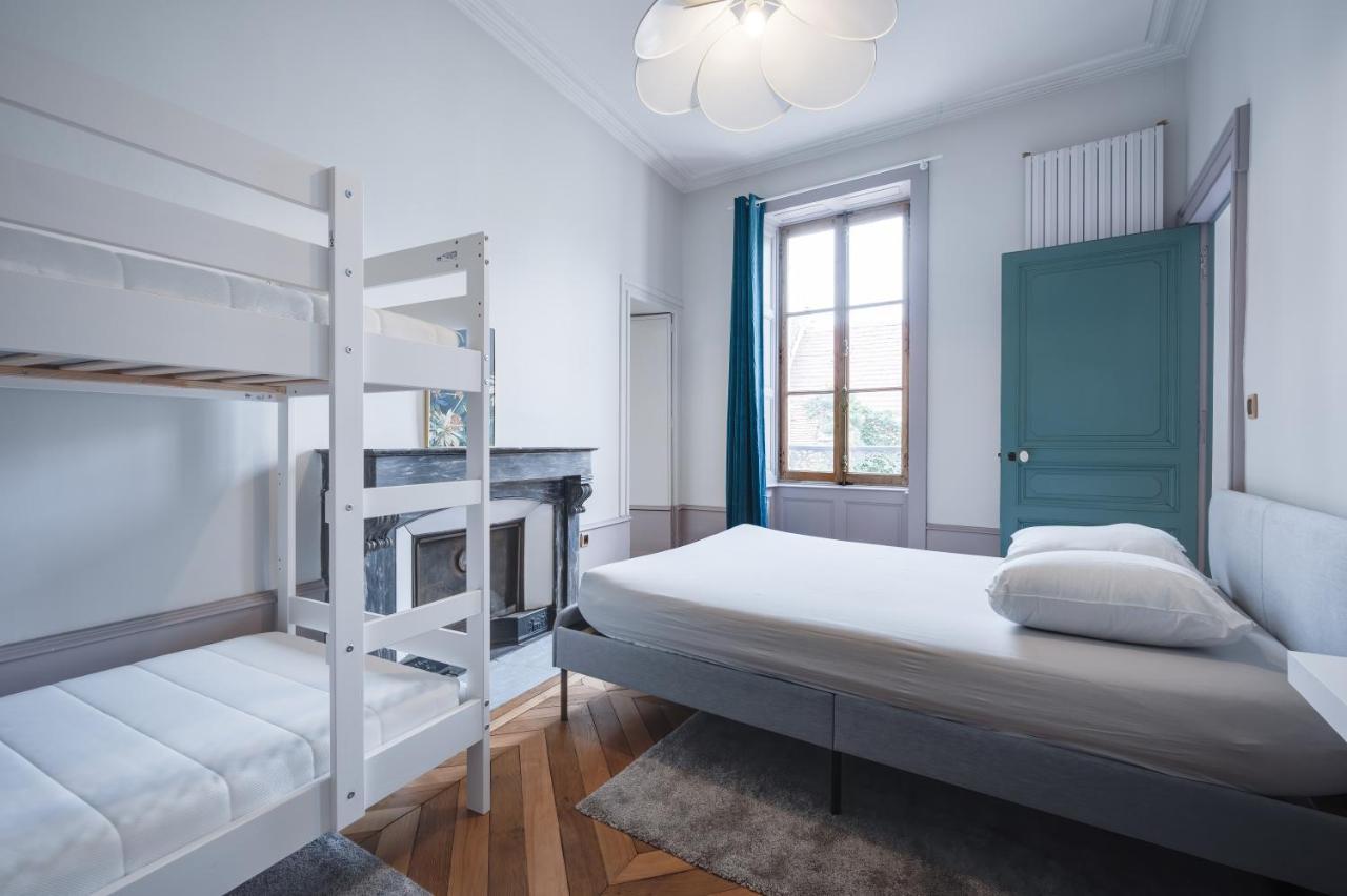 Grand Appartement 8 Personnes Terrasse Privative Hyper Centre Calme Lons-le-Saunier Esterno foto